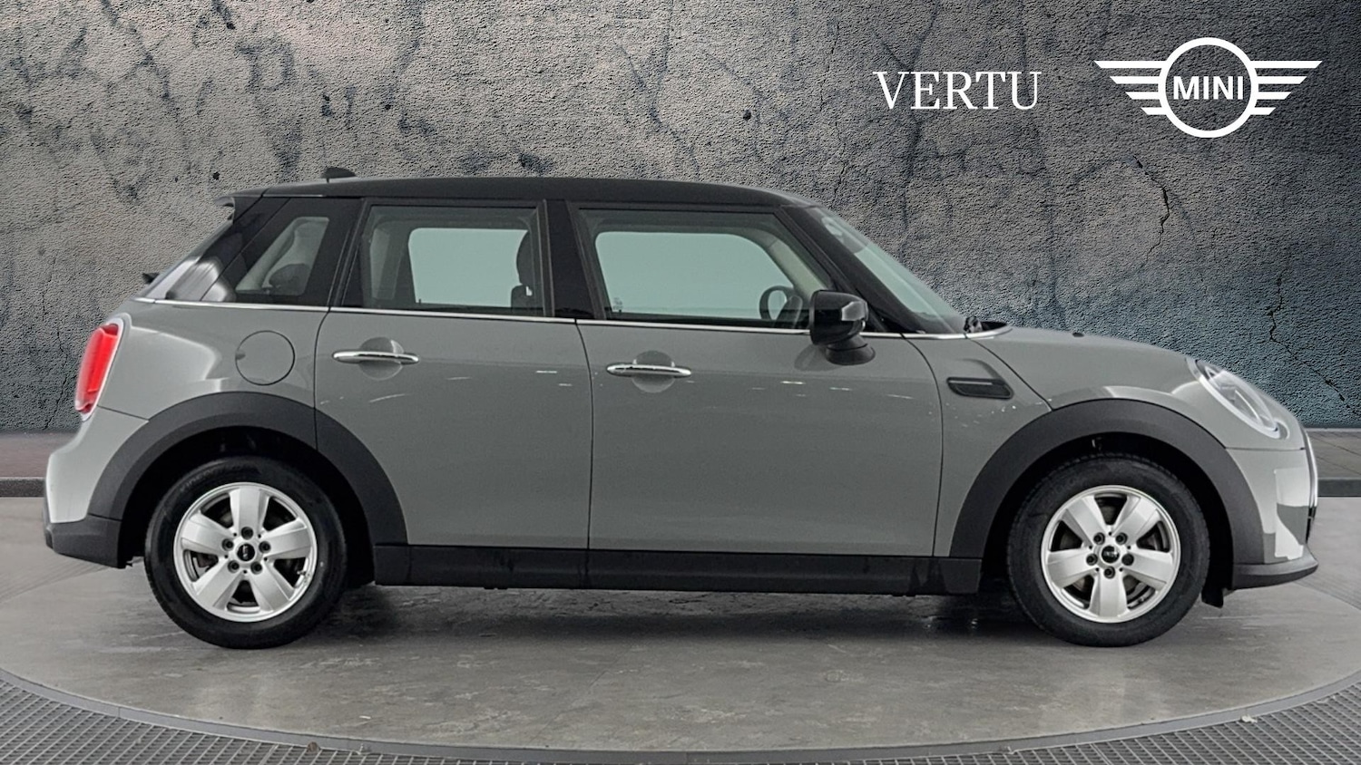 Used MINI Hatch 2022 for sale - 76908439: Photo 3