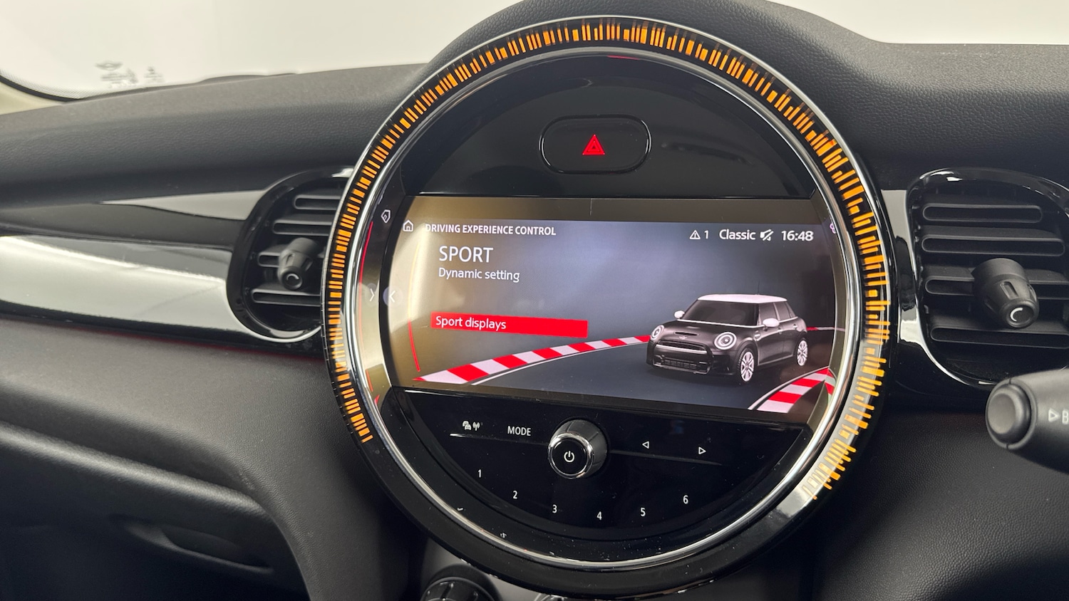 Used MINI Hatch 2022 for sale - 76908439: Photo 34