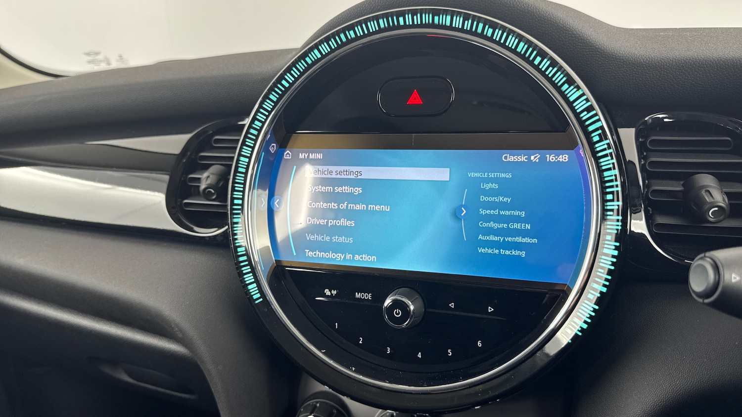 Used MINI Hatch 2022 for sale - 76908439: Photo 39