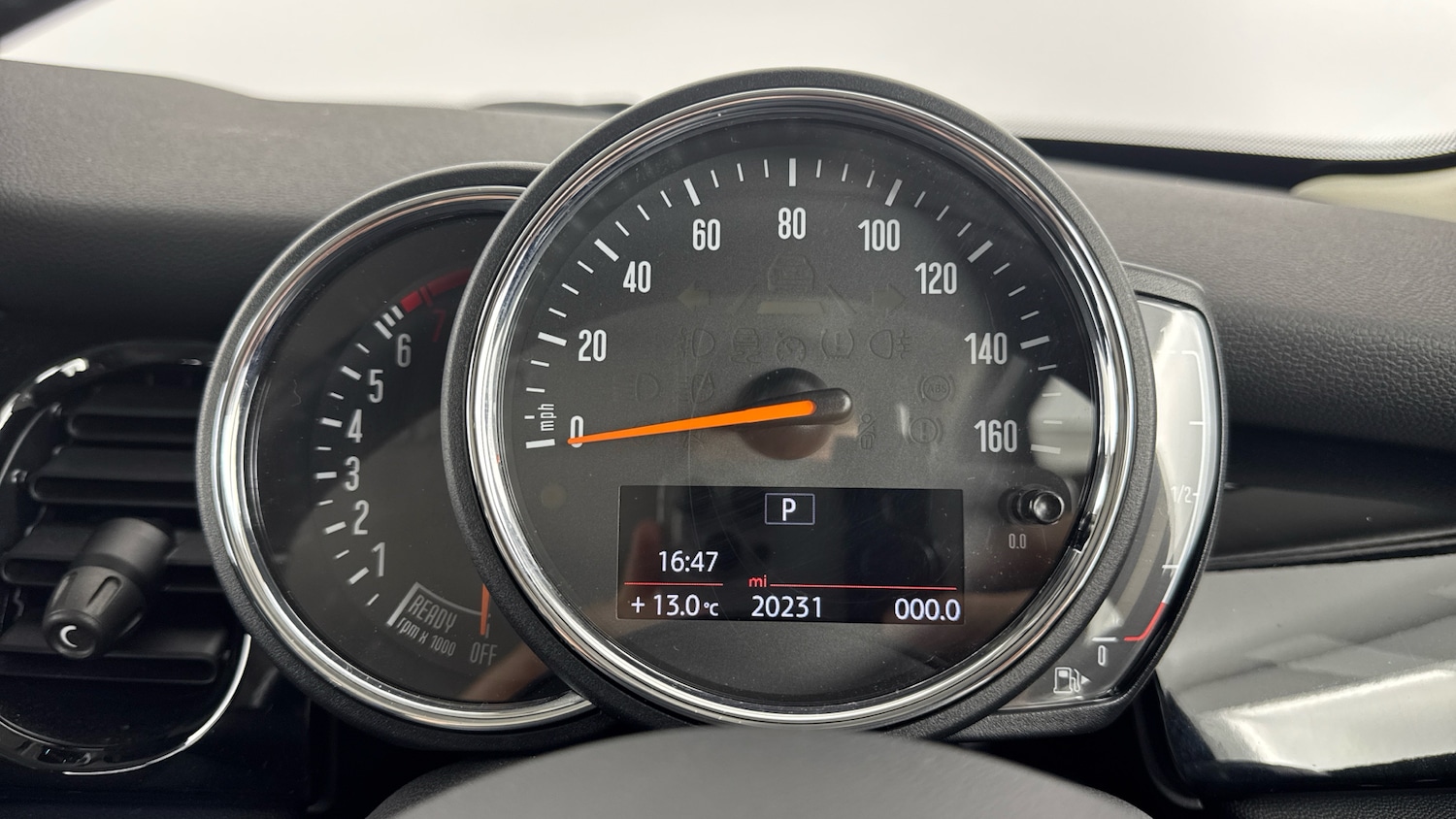 Used MINI Hatch 2022 for sale - 76908439: Photo 9