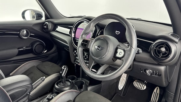 Used MINI Hatch 2023 for sale - 75586830: Photo 6