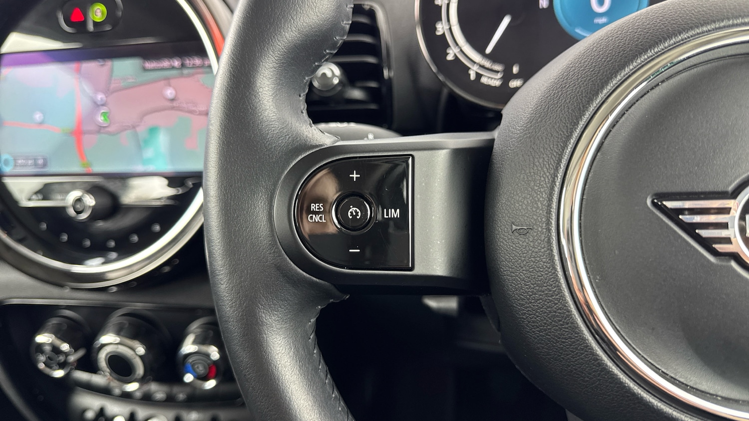 Used MINI Clubman 2022 for sale - 77351122: Photo 17