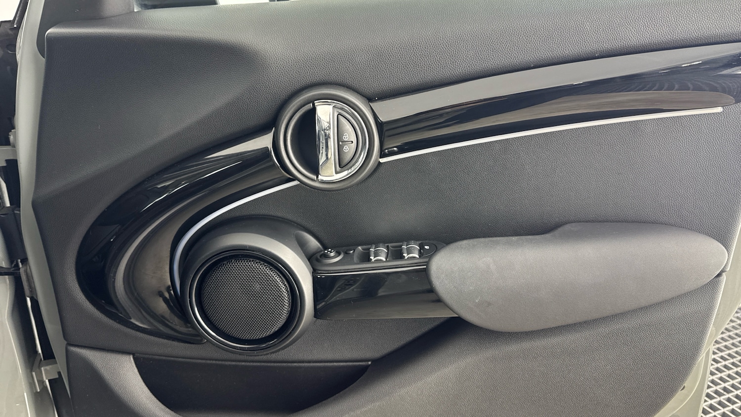 Used MINI Hatch 2022 for sale - 78000799: Photo 32