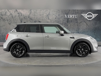 Used MINI Hatch 2024 for sale - 78529219: Photo