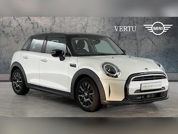 2023 (23) - 1.5 Cooper Classic 5dr Auto [Comfort/Nav Pack]