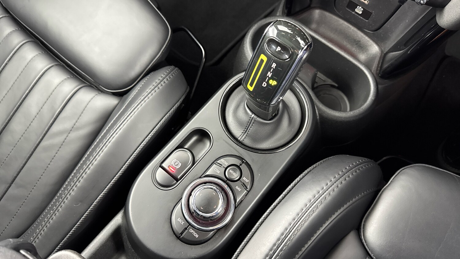 Used MINI Hatch 2022 for sale - 77946038: Photo 10