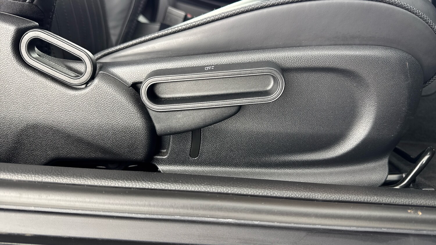 Used MINI Hatch 2022 for sale - 77946038: Photo 34