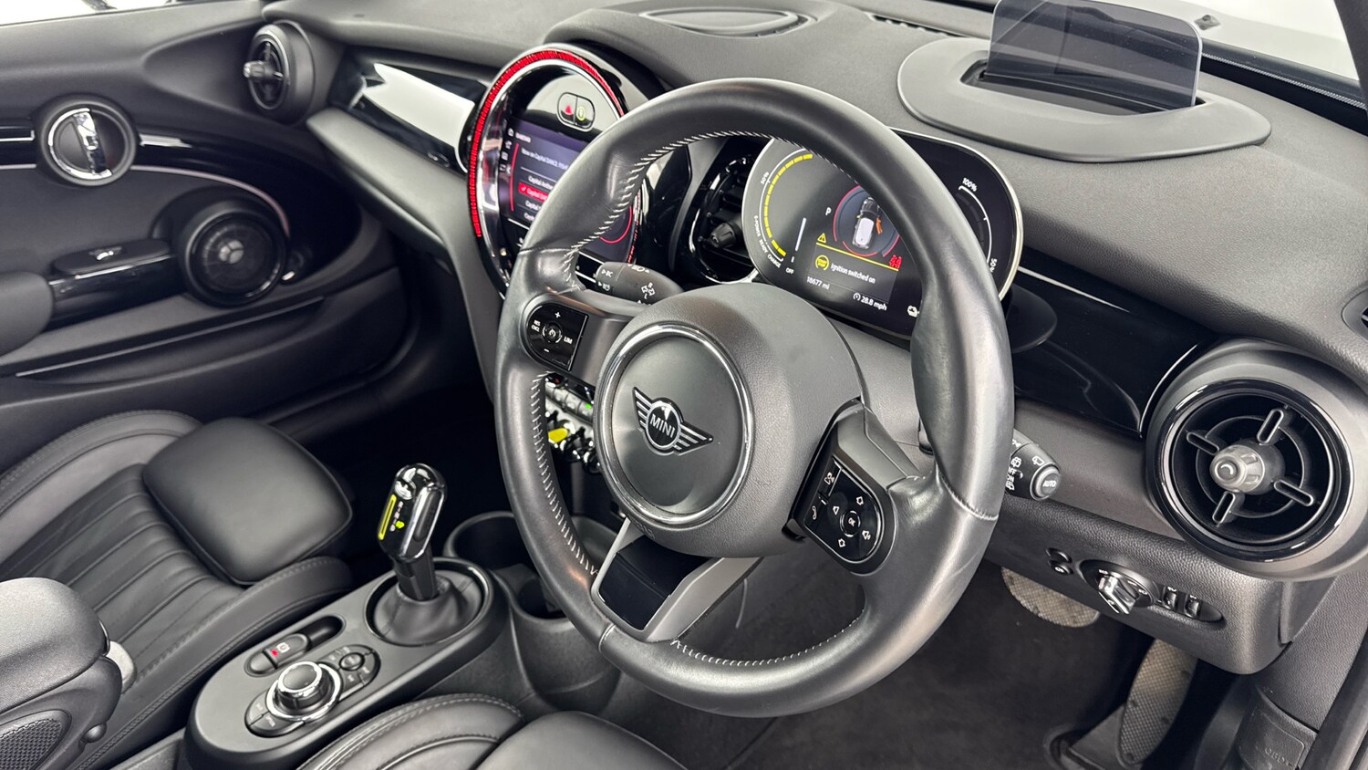 Used MINI Hatch 2022 for sale - 77946038: Photo 6