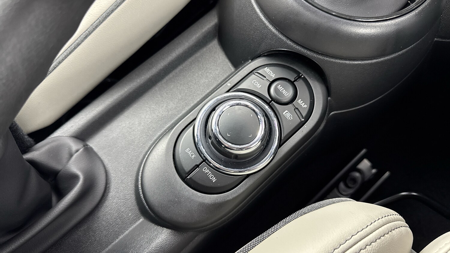 Used MINI Hatch 2023 for sale - 76877778: Photo 19