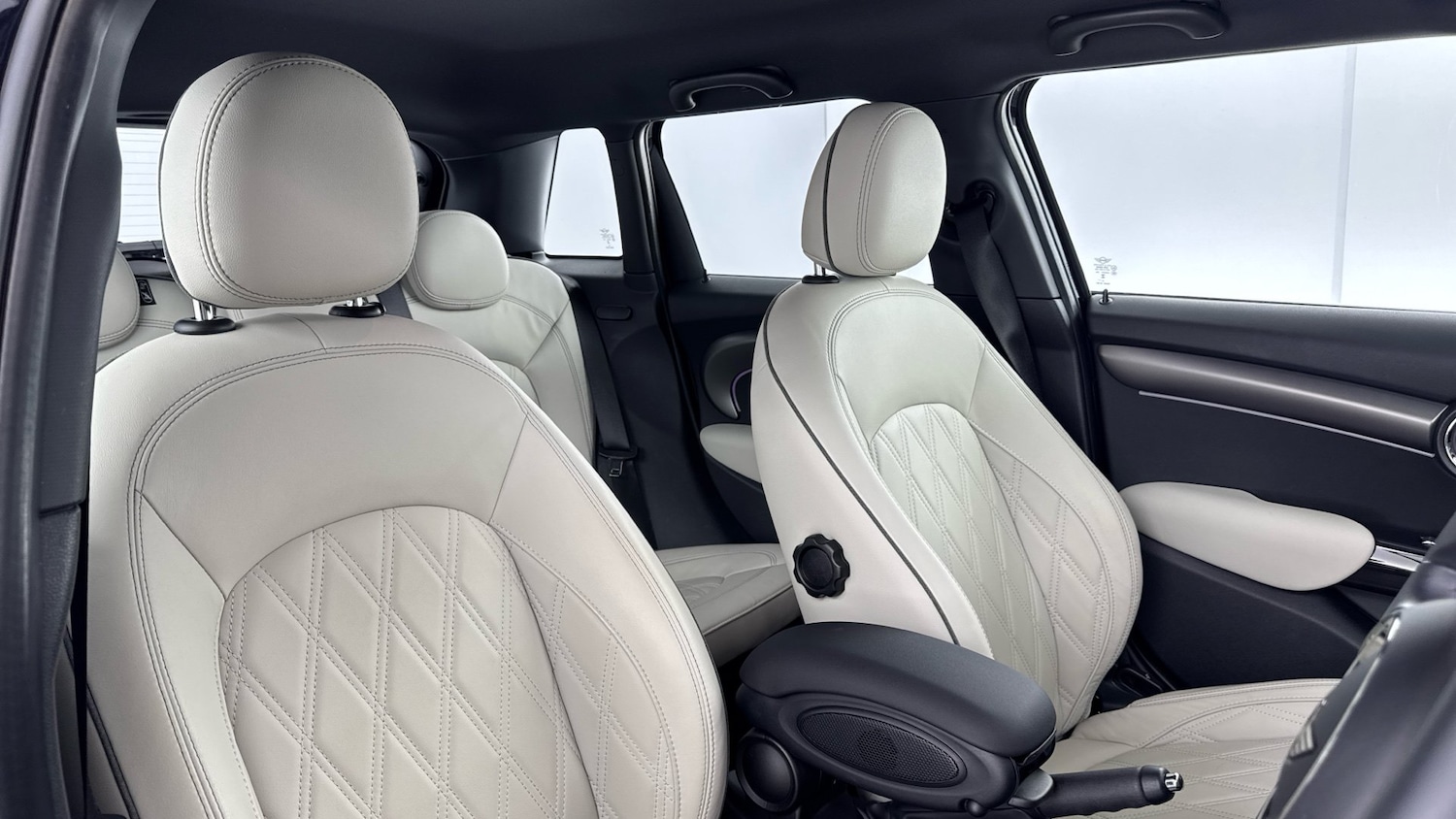 Used MINI Hatch 2023 for sale - 76877778: Photo 27