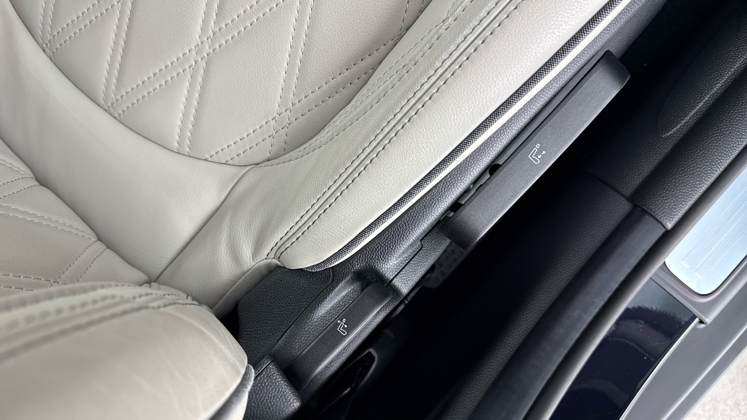 Used MINI Hatch 2023 for sale - 76877778: Photo 28