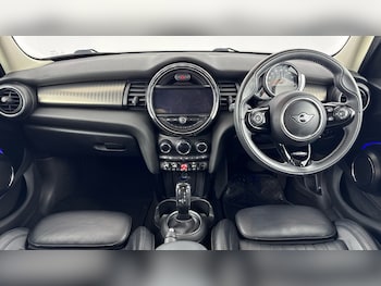 Used MINI Hatch 2019 for sale - 75632464: Photo