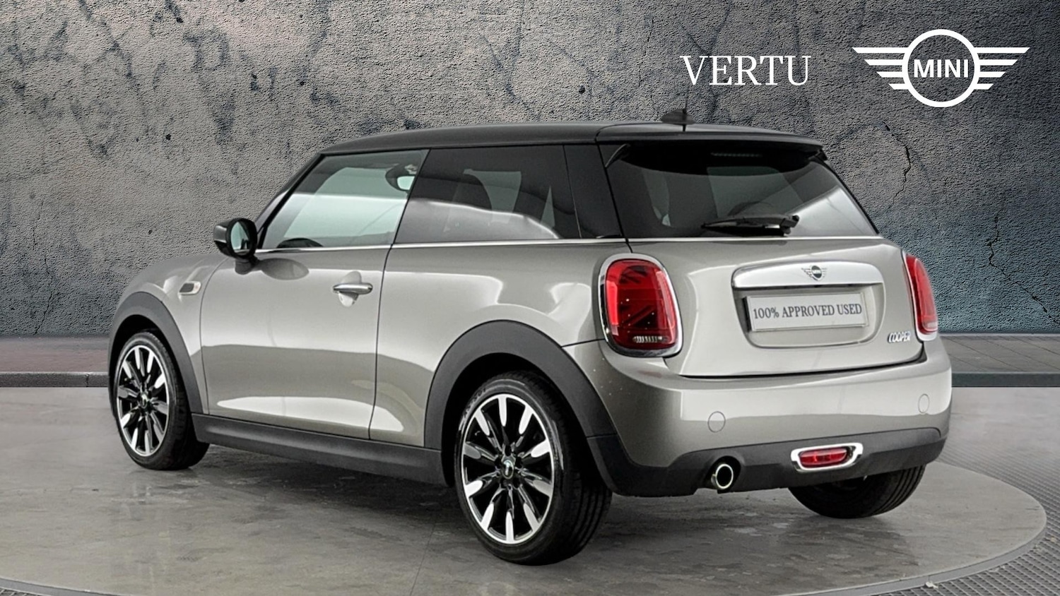 Used MINI Hatch 2019 for sale - 76831545: Photo 2