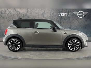 Used MINI Hatch 2019 for sale - 76831545: Photo