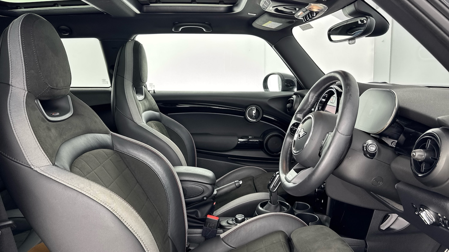 Used MINI Hatch 2023 for sale - 76494420: Photo 11