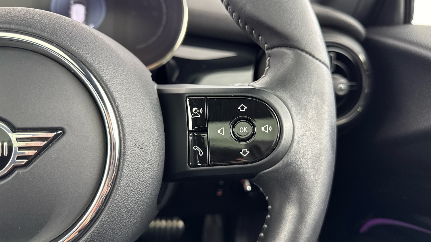 Used MINI Hatch 2023 for sale - 76494420: Photo 32