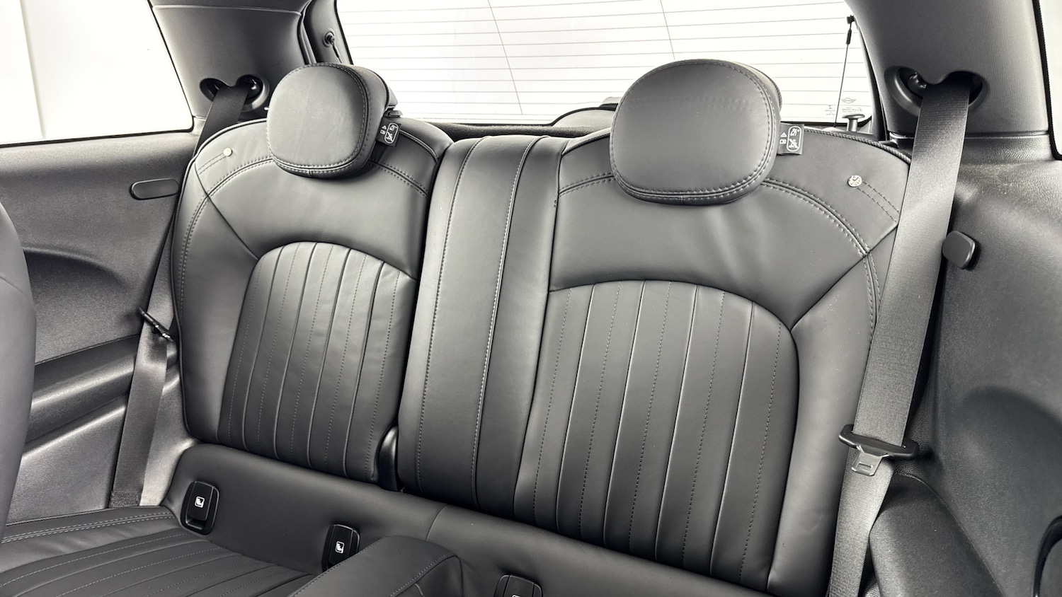 Used MINI Hatch 2023 for sale - 76831577: Photo 12