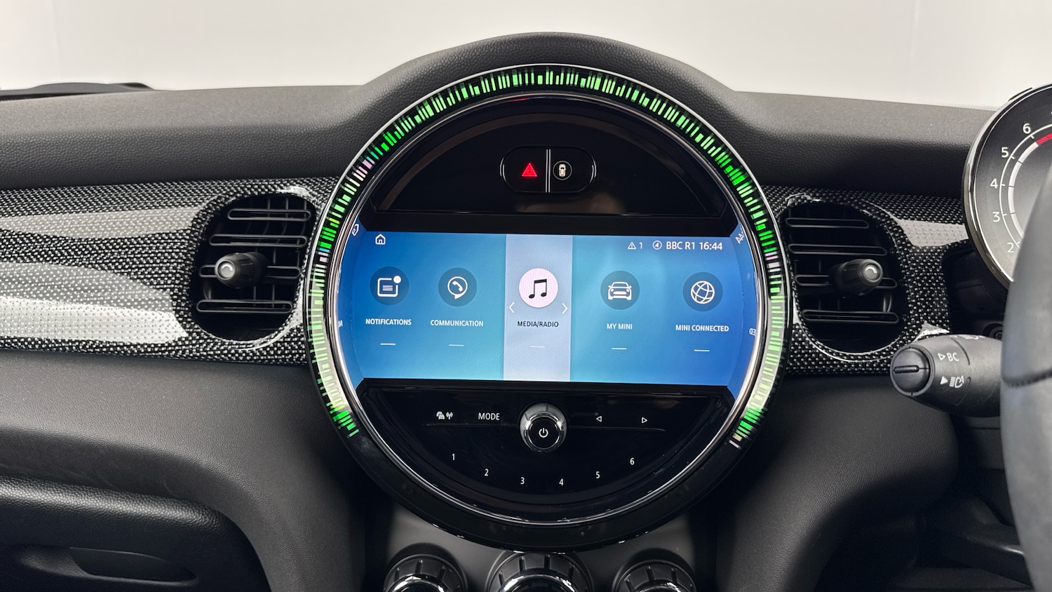 Used MINI Hatch 2023 for sale - 76831577: Photo 8
