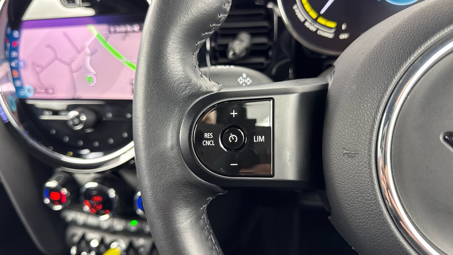 Used MINI Hatch 2022 for sale - 76835317: Photo 17