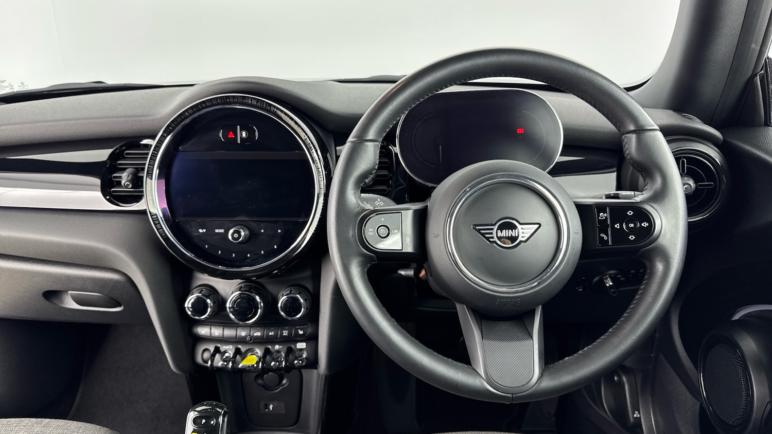 Used MINI Hatch 2022 for sale - 76835317: Photo 5