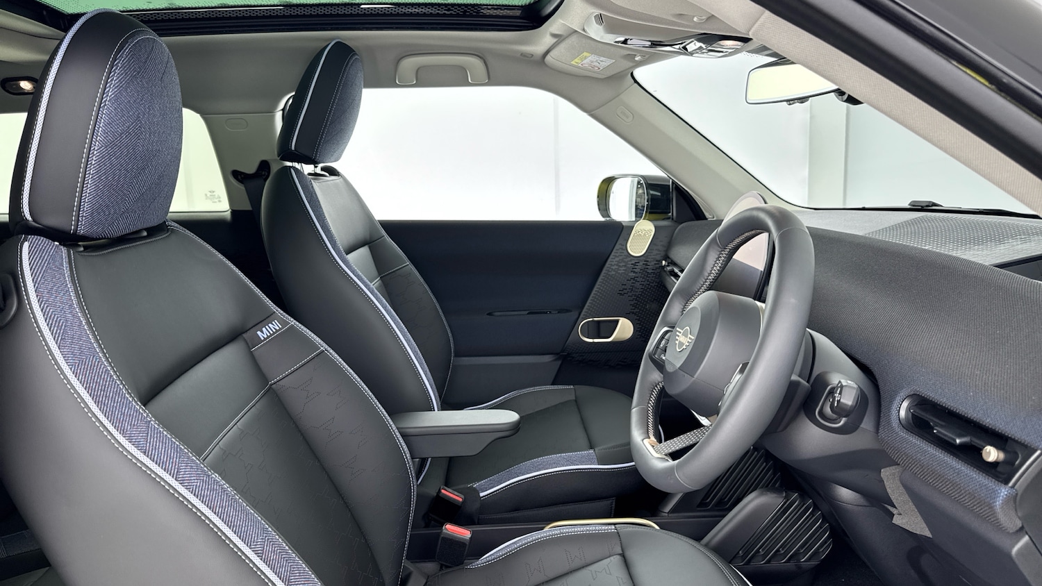 Used MINI Cooper 2025 for sale - 77198799: Photo 11