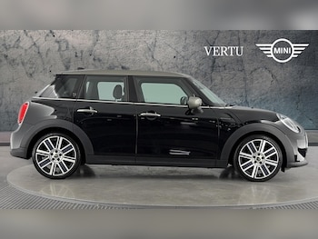 Used MINI Hatch 2023 for sale - 79190322: Photo