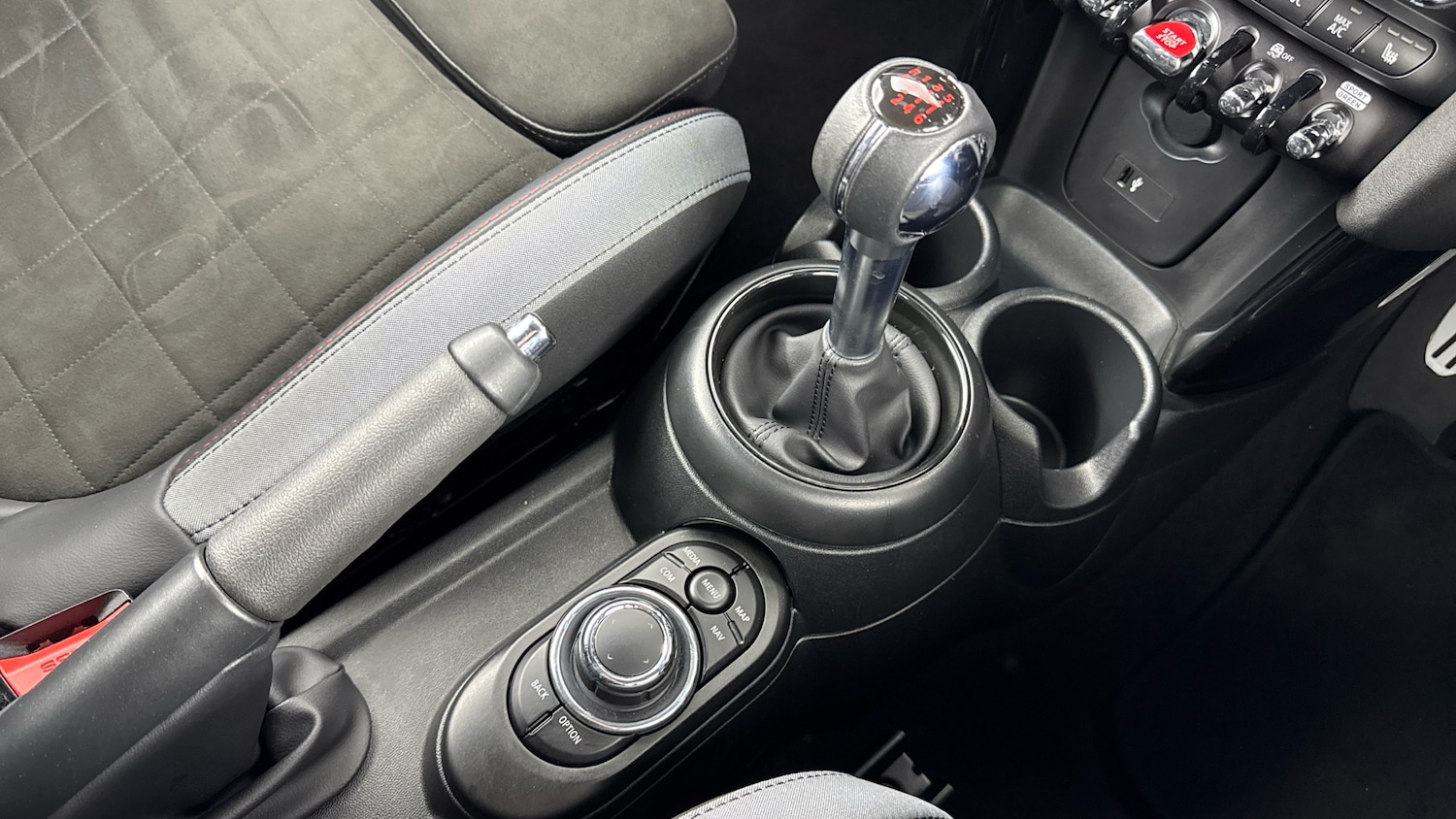 Used MINI Hatch 2023 for sale - 76568379: Photo 10