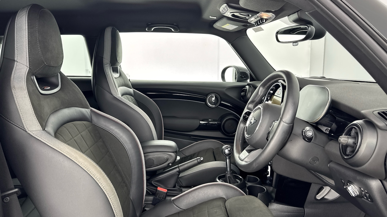 Used MINI Hatch 2023 for sale - 76568379: Photo 11