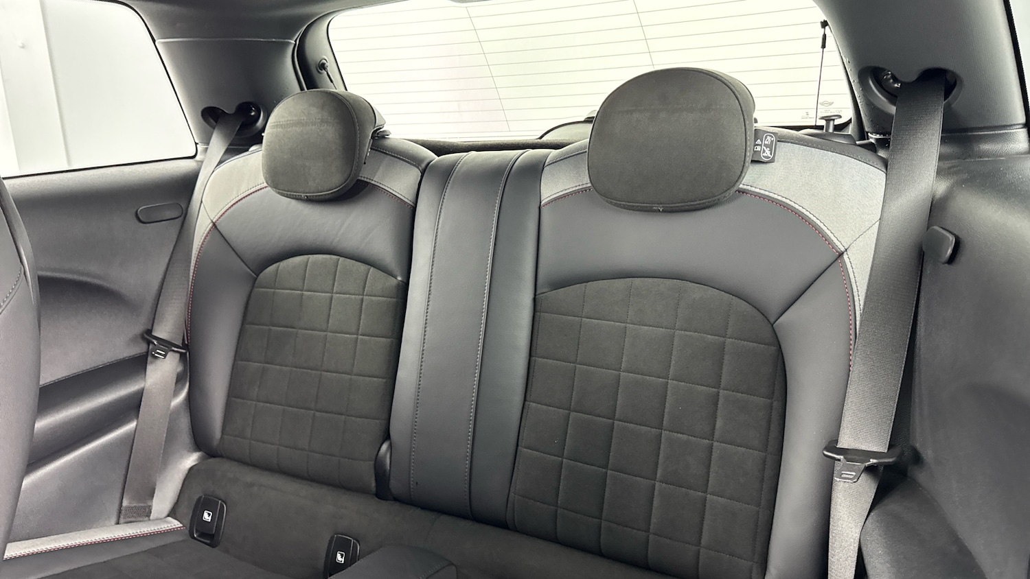 Used MINI Hatch 2023 for sale - 76568379: Photo 12