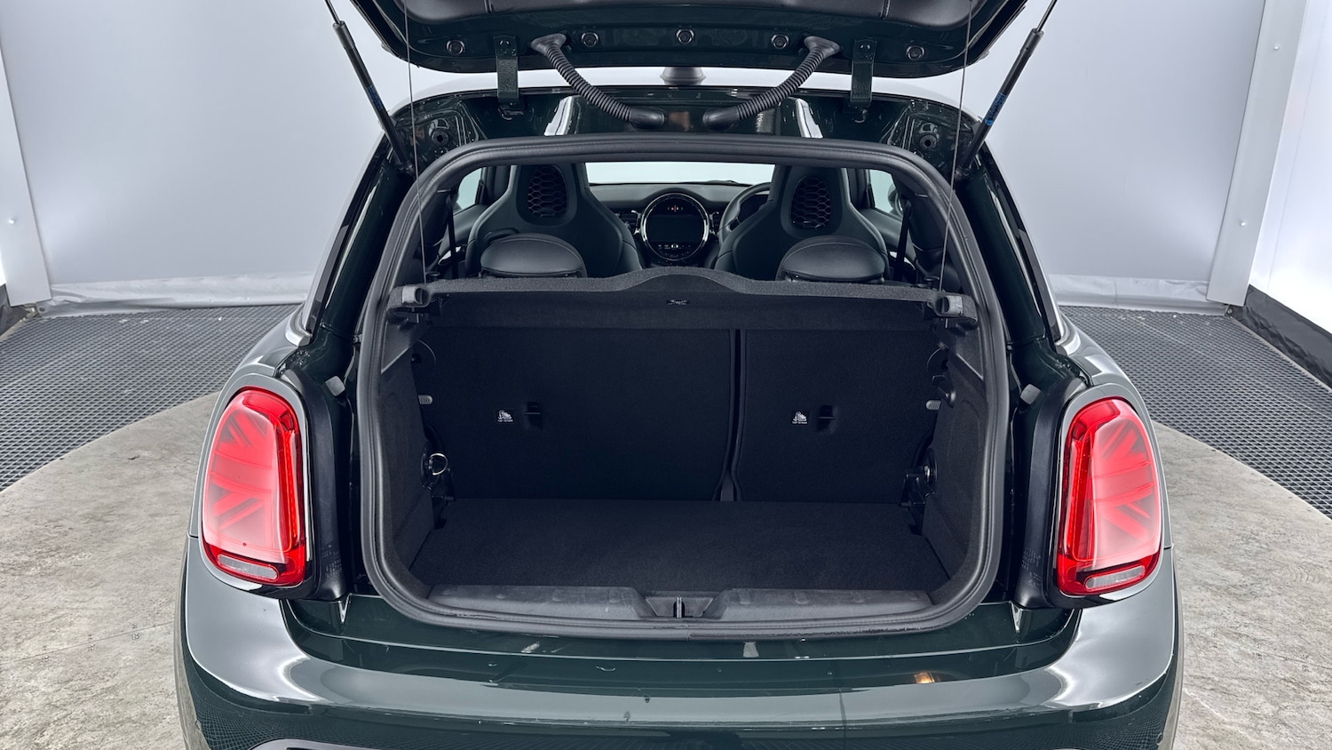 Used MINI Hatch 2023 for sale - 76568379: Photo 13