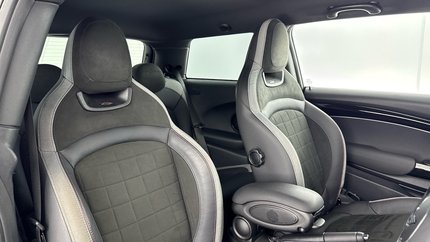 Used MINI Hatch 2023 for sale - 76568379: Photo 29