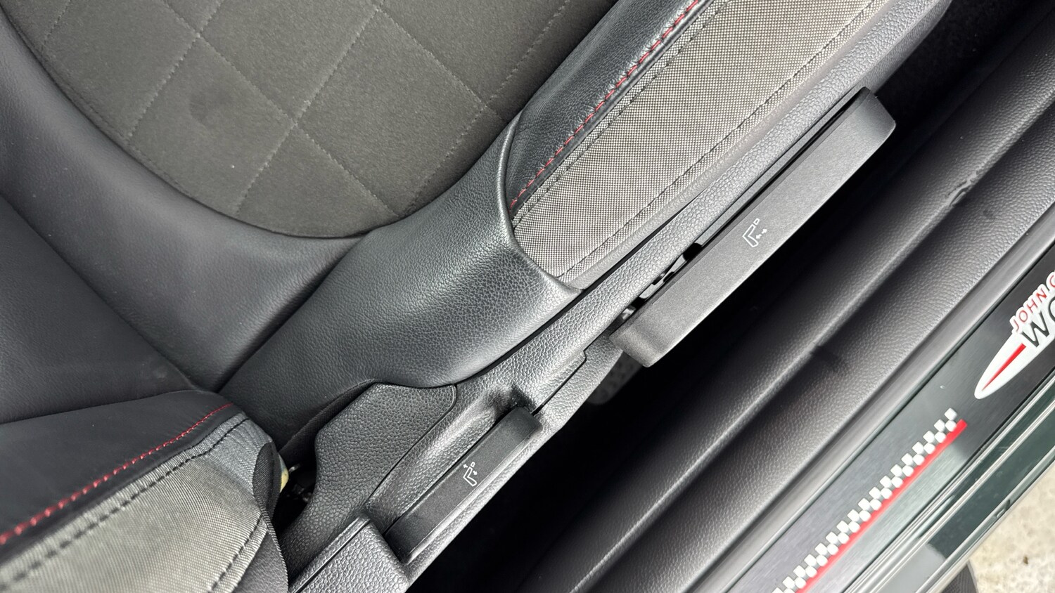 Used MINI Hatch 2023 for sale - 76568379: Photo 30