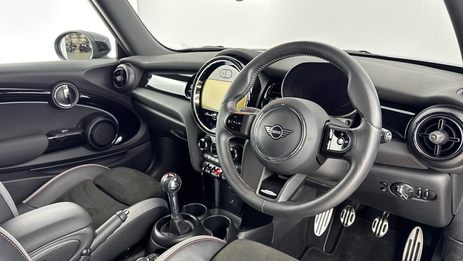 Used MINI Hatch 2023 for sale - 76568379: Photo 6