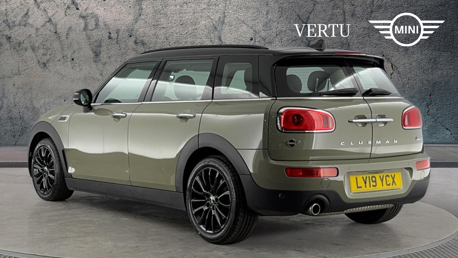 Used MINI Clubman 2019 for sale - 77619750: Photo 2