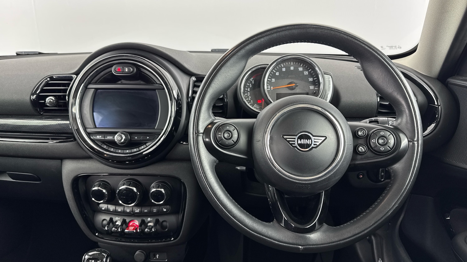 Used MINI Clubman 2019 for sale - 77619750: Photo 5