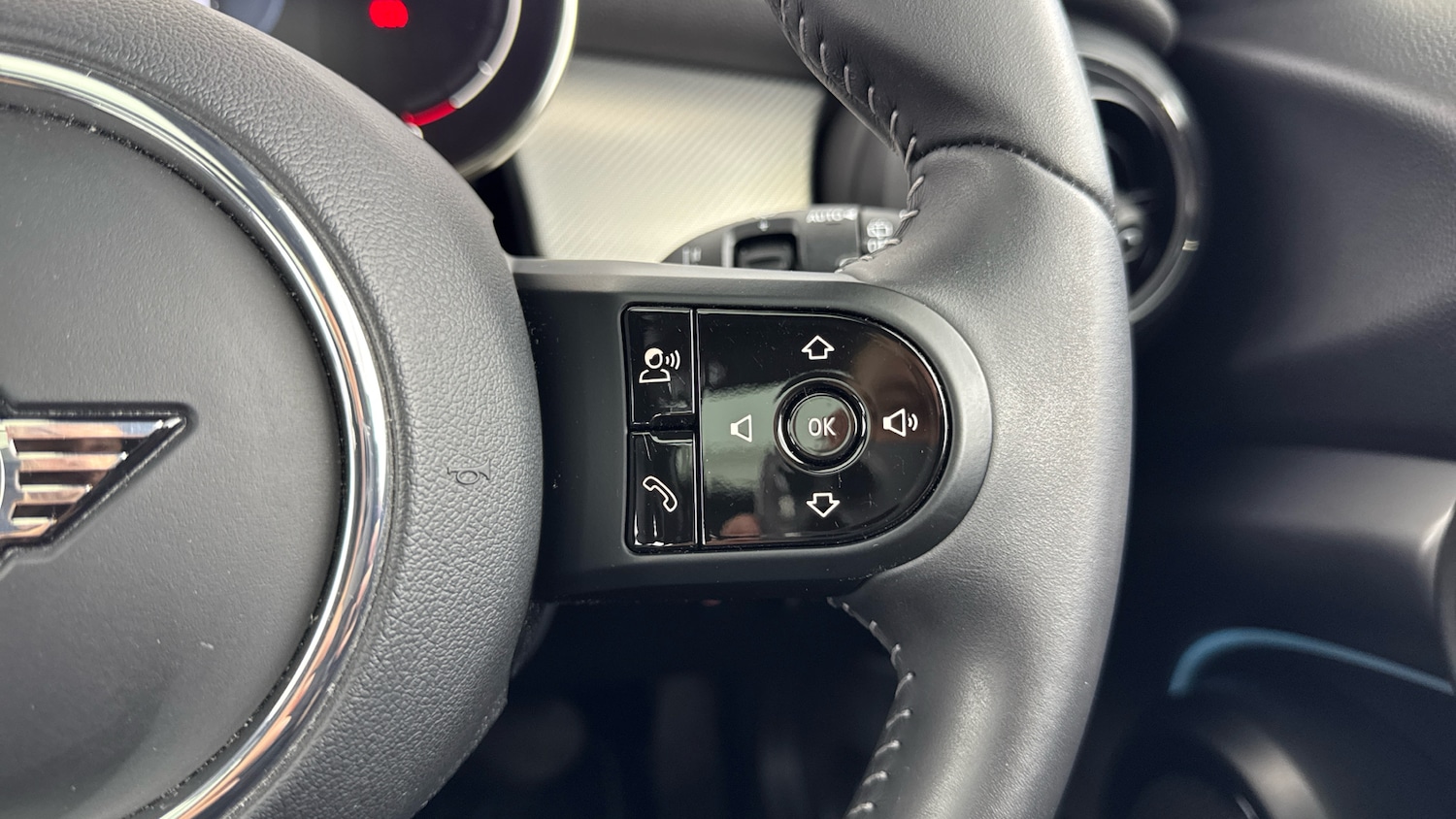 Used MINI Hatch 2023 for sale - 76131195: Photo 20