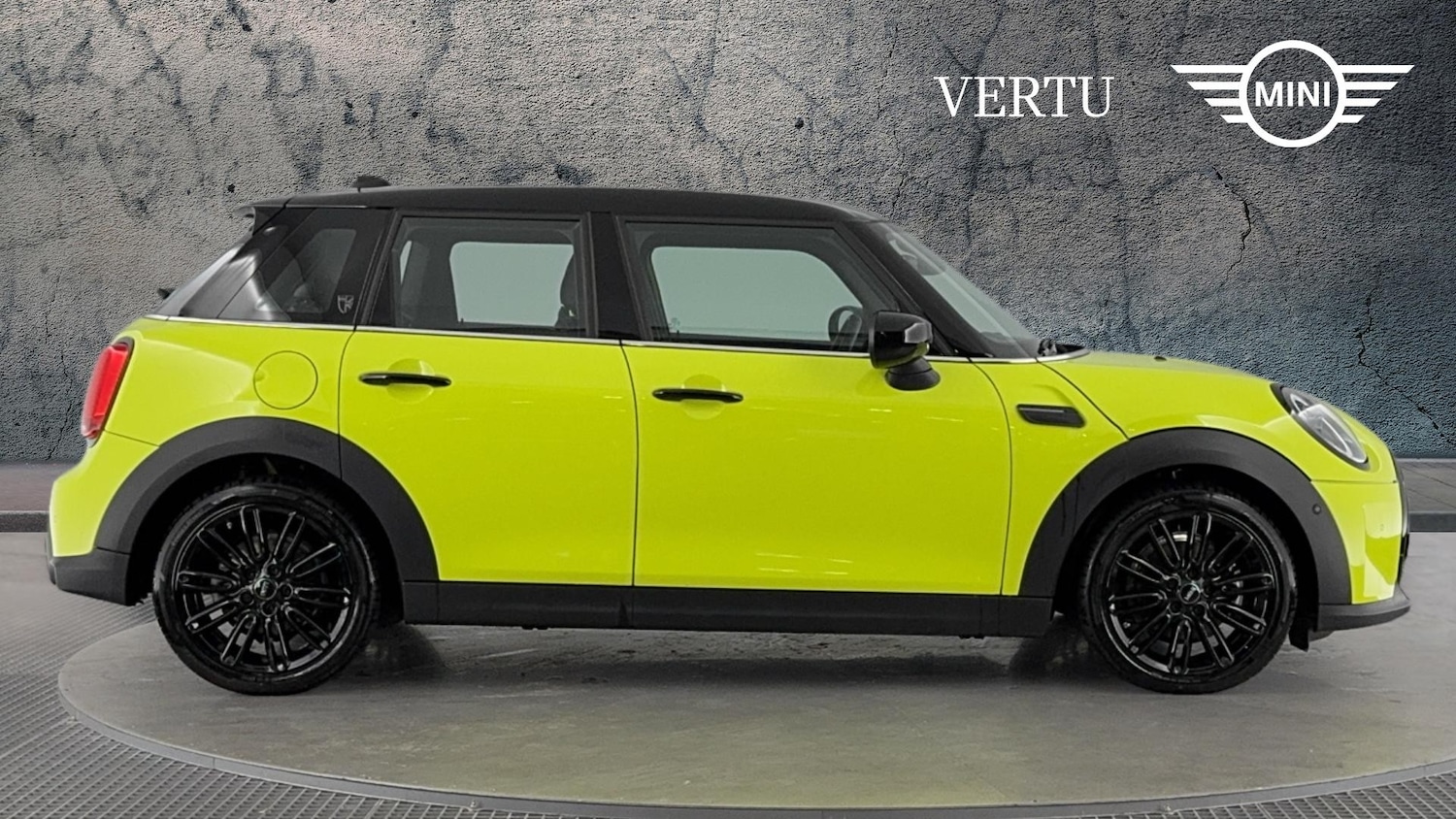 Used MINI Hatch 2023 for sale - 76131195: Photo 3