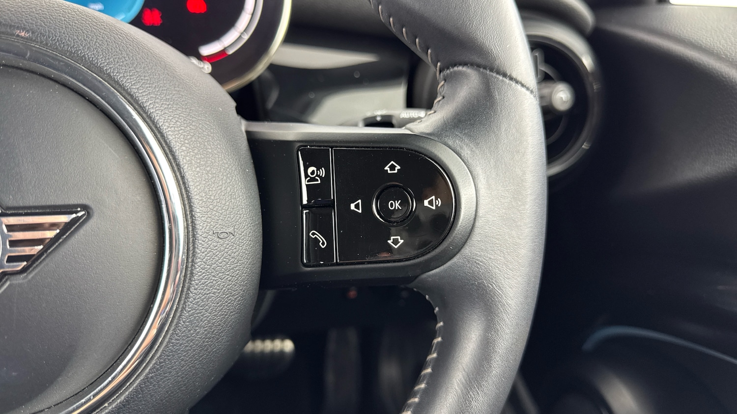 Used MINI Hatch 2023 for sale - 77151894: Photo 18