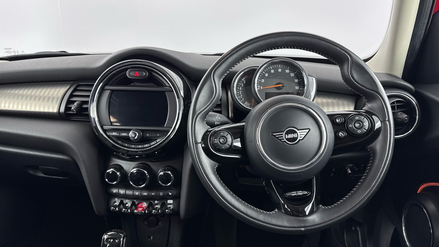 Used MINI Hatch 2019 for sale - 77639099: Photo 5