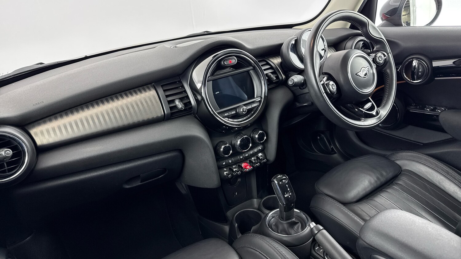 Used MINI Hatch 2019 for sale - 77639099: Photo 7