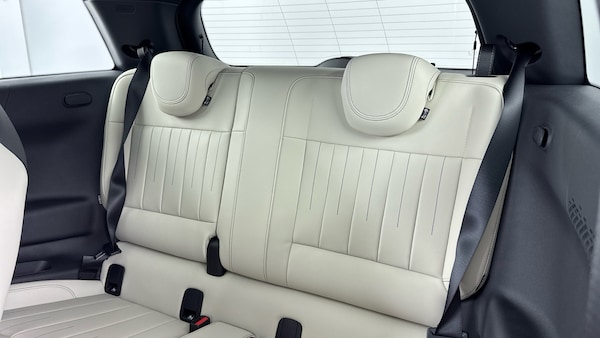 Used MINI Cooper 2025 for sale - 76231618: Photo 12