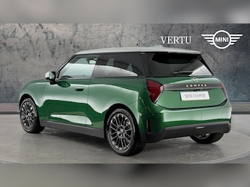 Used MINI Cooper 2025 for sale - 76231618: Photo 2