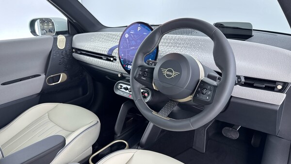 Used MINI Cooper 2025 for sale - 76231618: Photo 6