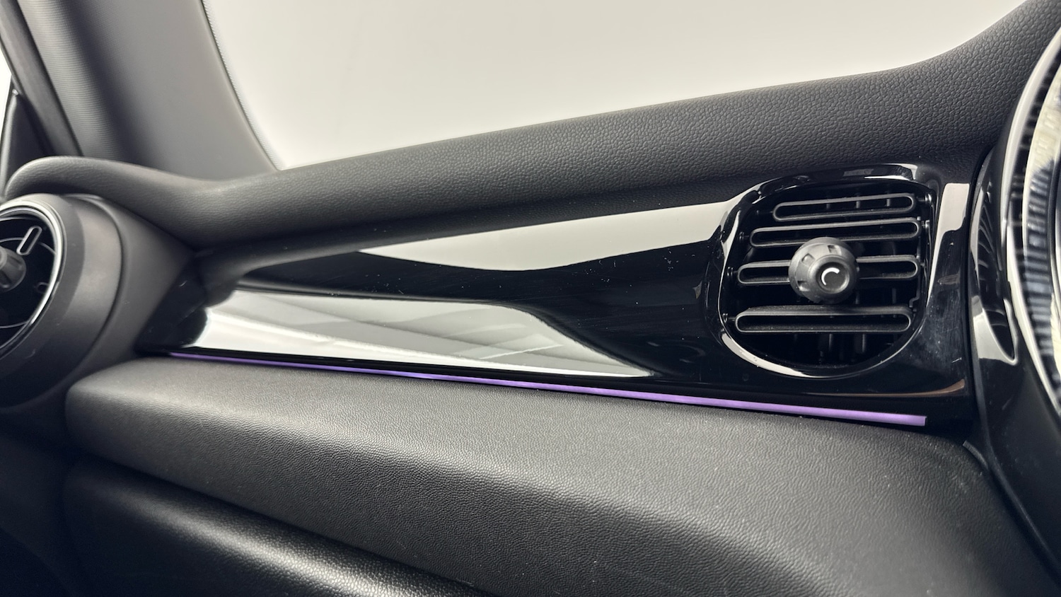 Used MINI Hatch 2022 for sale - 76640791: Photo 31