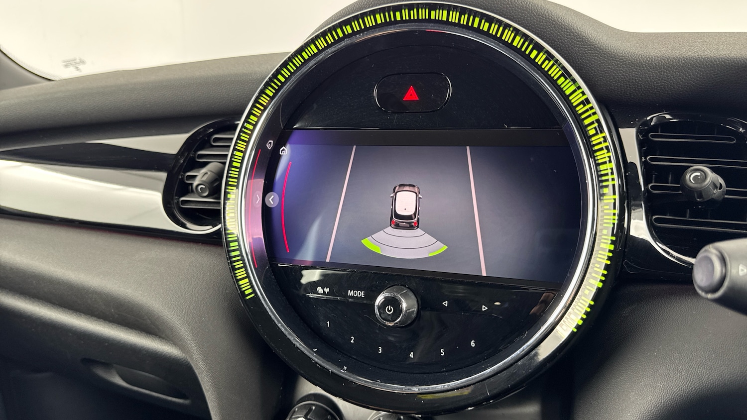 Used MINI Hatch 2022 for sale - 76640791: Photo 32