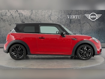 Used MINI Hatch 2022 for sale - 76640791: Photo