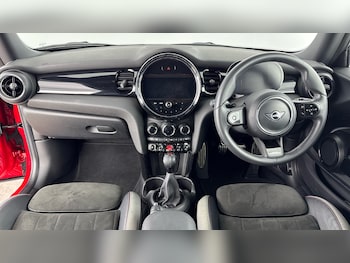 Used MINI Hatch 2022 for sale - 76640791: Photo