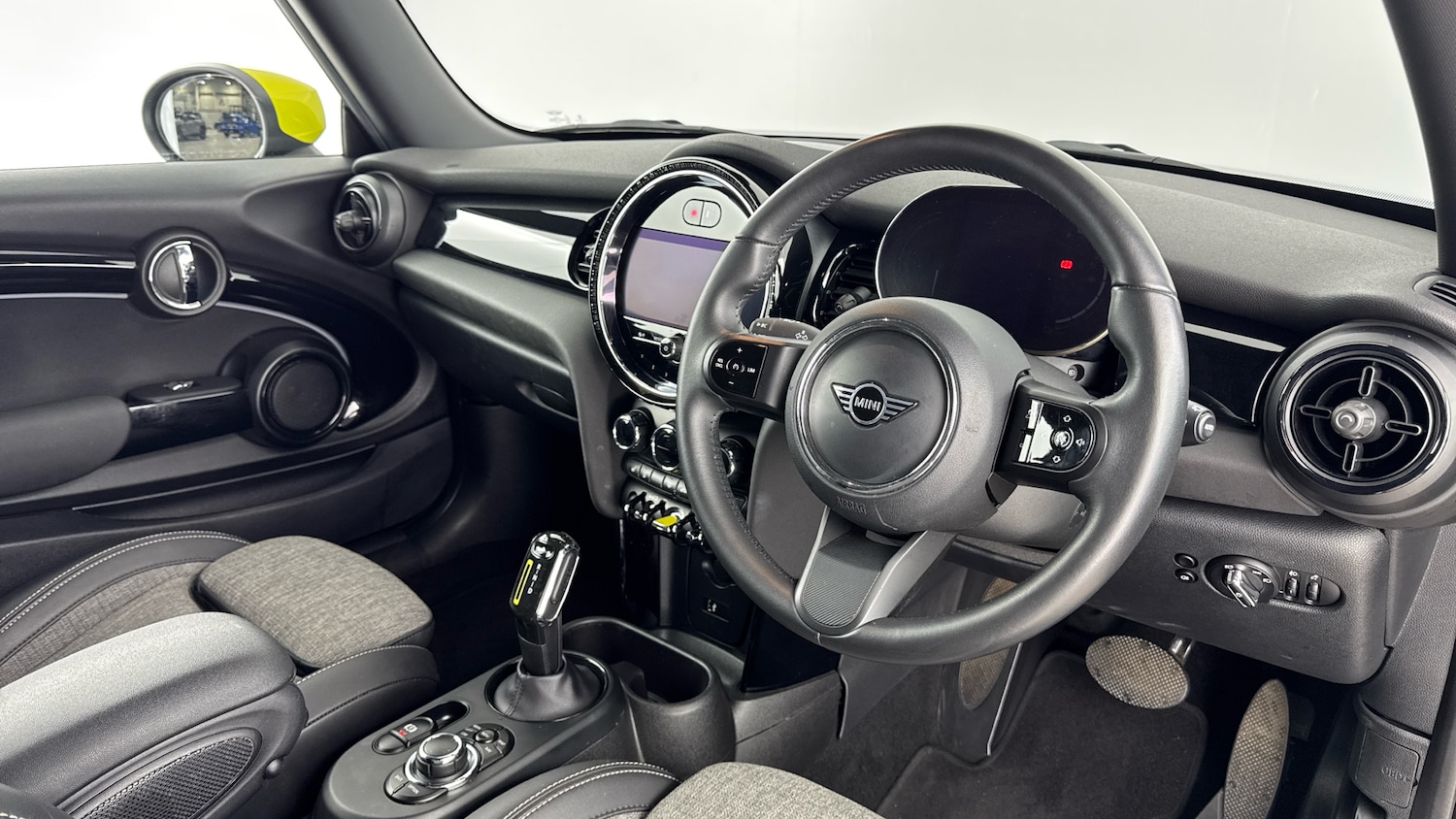 Used MINI Hatch 2022 for sale - 76319574: Photo 6