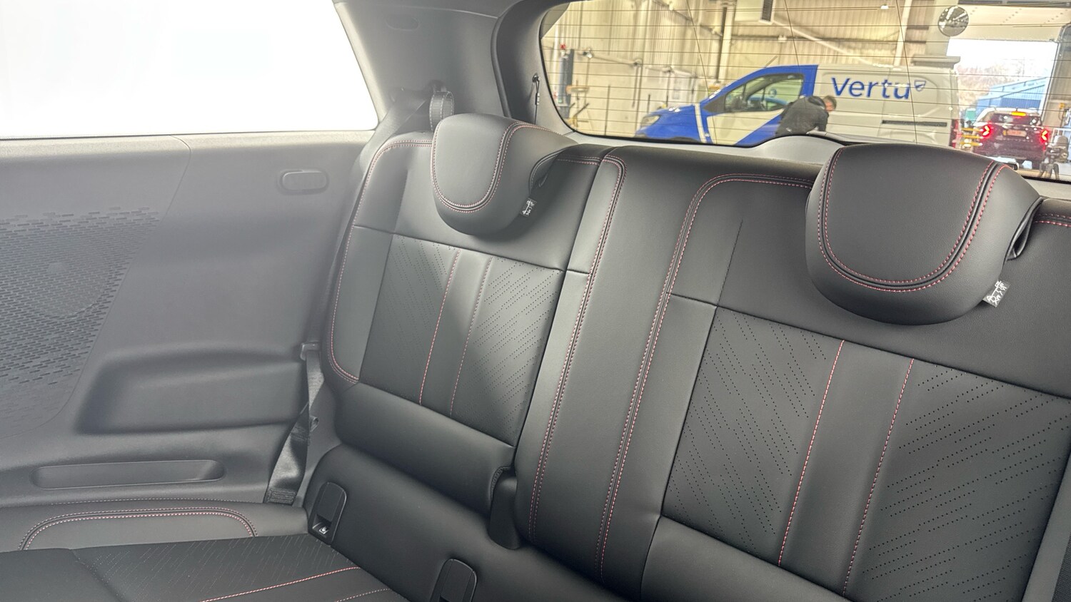 Used MINI Cooper 2025 for sale - 77790104: Photo 12