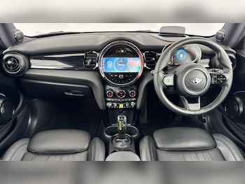 Used MINI Hatch 2023 for sale - 79369137: Photo
